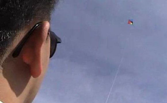 A Kite-Flying Movie on Vimeo